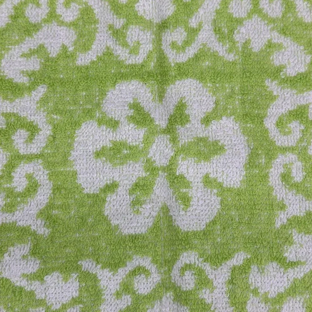 Vintage Washcloths Green Flower Daisy Butterfly Floral Bathroom St Marys USA 70s